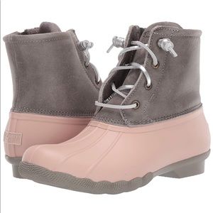 New! Sperry Saltwater Rose + Grey Boots 8.5 - 9